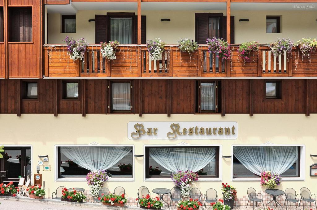 Hotel Caminetto Folgarida Exterior foto